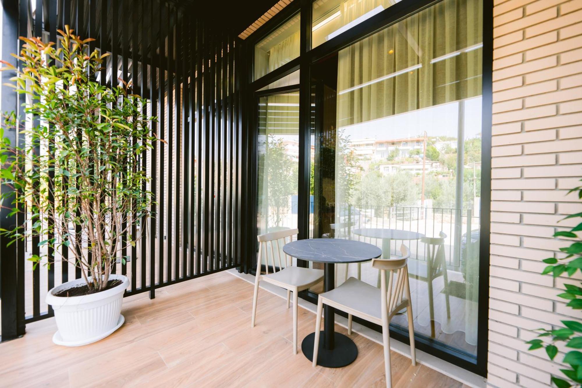 Noemie Hotel Himarë Exterior foto